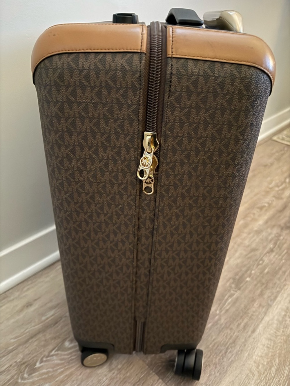 Michael Kors Brown Monogram Spinner Carry-On with Tan Accents - Picture 4 of 4